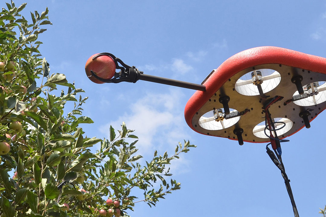 Fruit picking drones by Tevel Aerobotics Technologies - Future Farming